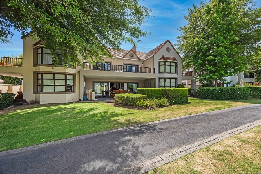 4 Bedroom Property for Sale in Boschenmeer Golf Country Estate Western Cape